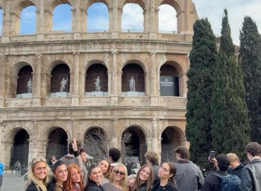 Why a Guided Tour Beats Going It Alone